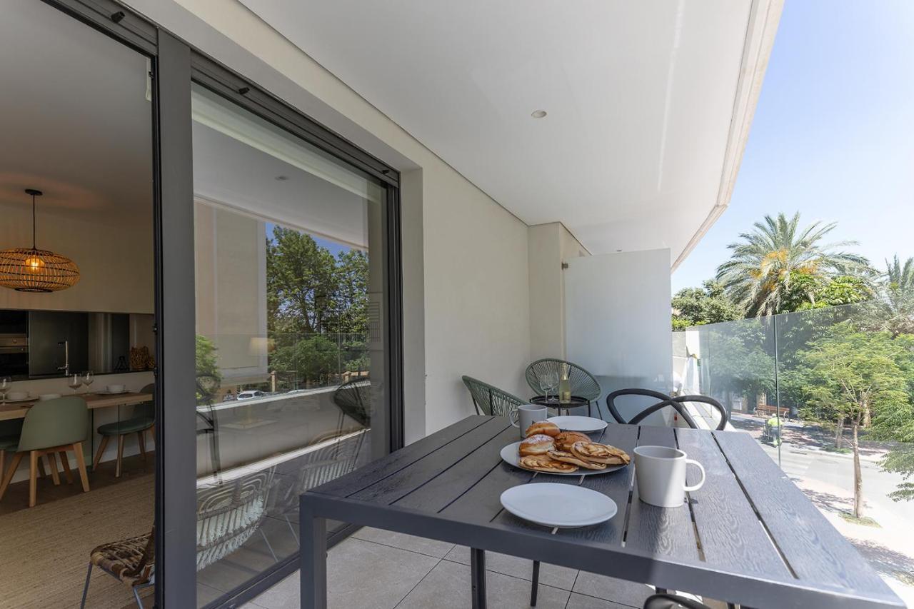 Stylish 2 Bedroom Apartment In Estepona Old Town Kültér fotó