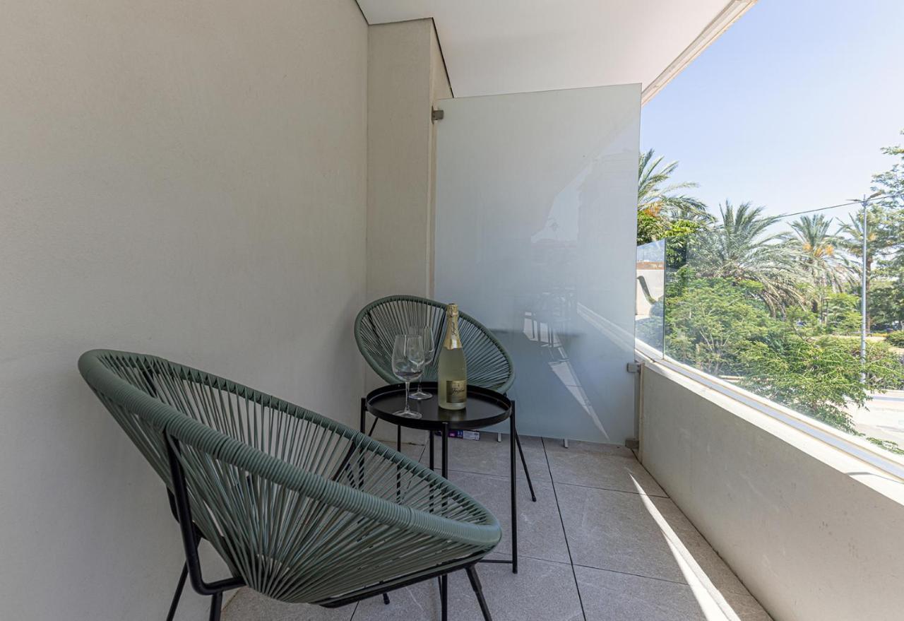 Stylish 2 Bedroom Apartment In Estepona Old Town Kültér fotó